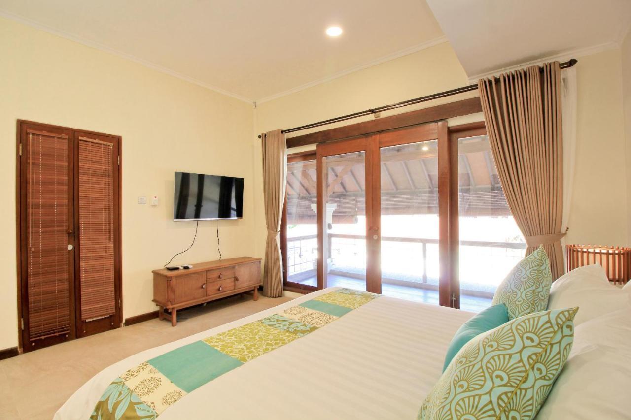 Uma Lima Villa Batu Belig - Close To The Beach Чангу Экстерьер фото